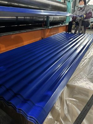 PPGI コーラーコーティング屋根パネル 波紋の深さ 15mm から 18mm と ASTM Z30 0.1-1.0mm のUnoil トリートメント
