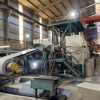 ISO9001 認証されたカラー亜鉛コーティングコイル 914/2438mm 耐久的な建設のためのプリペイント 熱付PPG鋼コイル