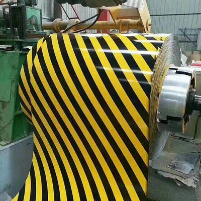 幅 1000/1250/1500MM 許容度 ±1% PPGI PPGL 色塗り金属ロール 標準のためのプリペイント 熱電鋼コイル