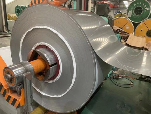切断エッジ 冷式ロールストリップコイル AISI ASTM 201 301 304 316 316 410 421 430 0.1-3.0mm 産業用ステンレス鋼コイル