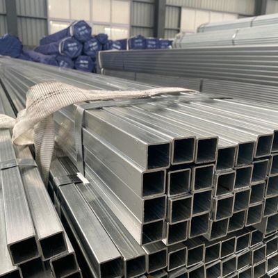 建築構造 鋳造された四角管 2.0-2.5mm 厚さ 切断形 60x60mm 90x90mm 丸