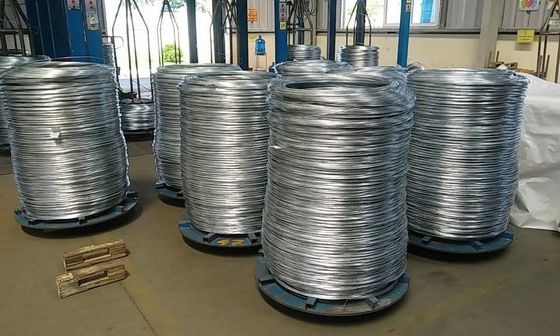 Q195 Q235 農業用帯状用耐久性明るいGIワイヤ 3.0mm 帯状ワイヤの切断サービス