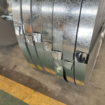中型硬鋼電熱コイル 0.12mm-4.0mm カスタマイズされた厚さ 600mm-1500mm 幅 大きなスパンゲル Z30-275g ロール/コイル