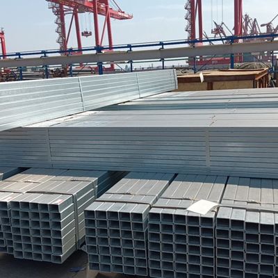 4x4 インチ重用前加熱正方形鋼管 工業用流体パイプのための0.7mm亜鉛層