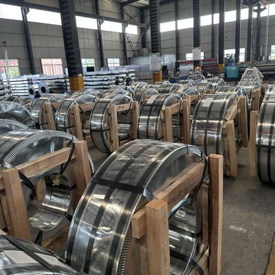 ASTM AISI JIS DIN GB 建築プロジェクトにおける耐久性のあるカラーコーティングのためのスタンダードガルバン化塗装PPGIコイル